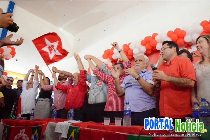 Quixeramobim recebeu a Caravana do PT