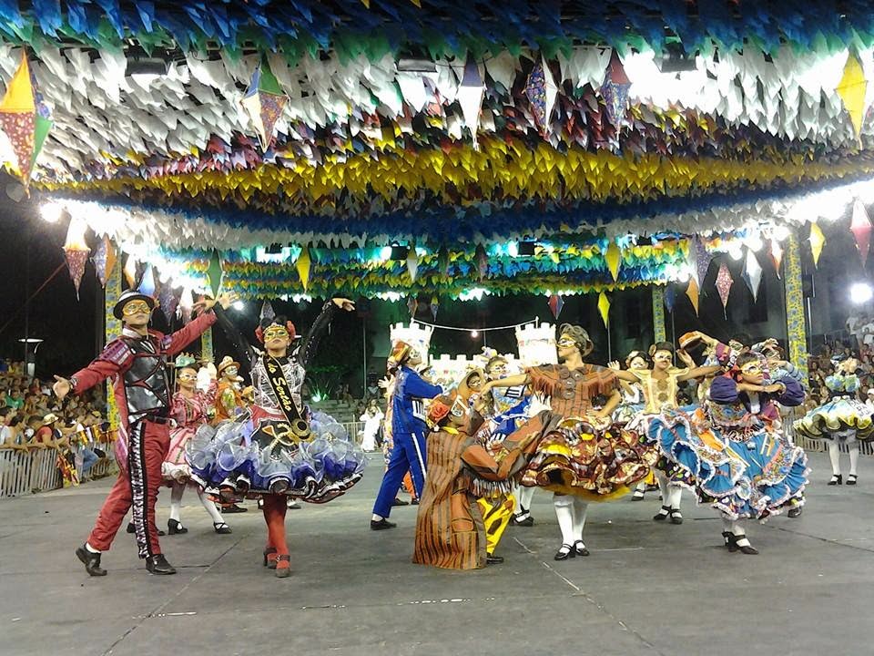 Quadrilha Junina do Sertão Central é Tetracampeã na Final do Ceará Junino 2014
