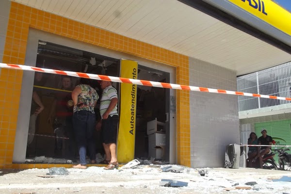 Bando Explode Duas Agências Bancárias de Itapiuna