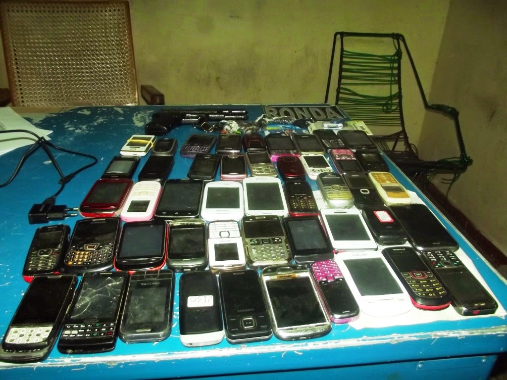 Ladrões de Celulares São Presos em Flagrante