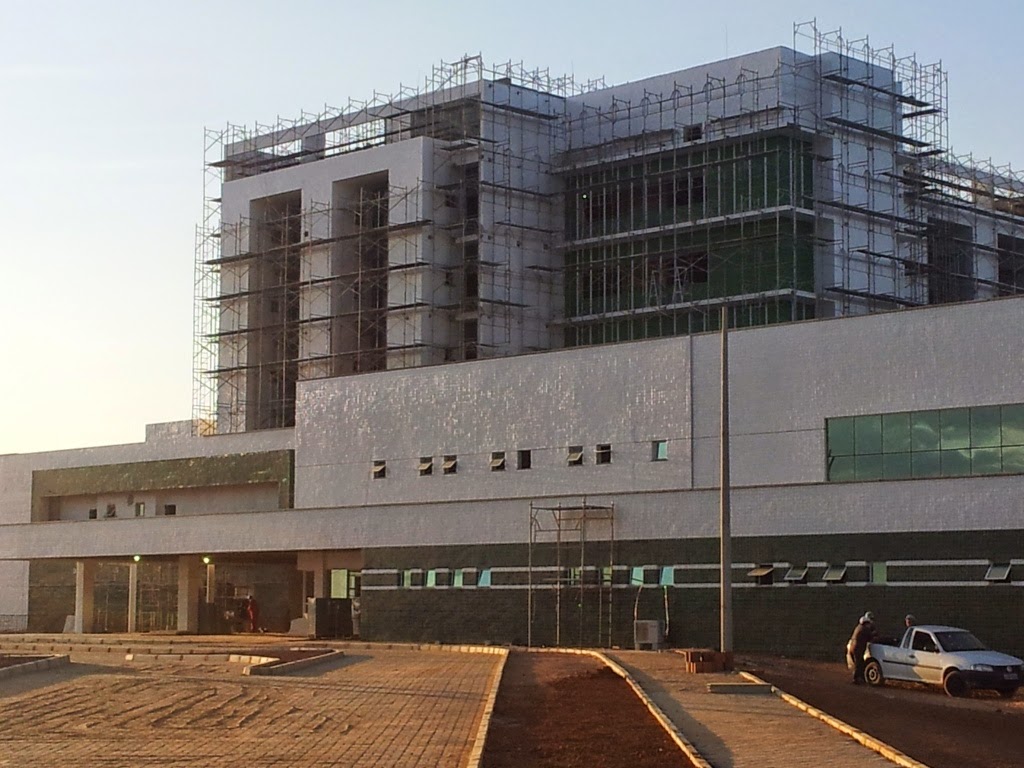 Instituto abre edital de concurso para Hospital Regional do Sertão Central