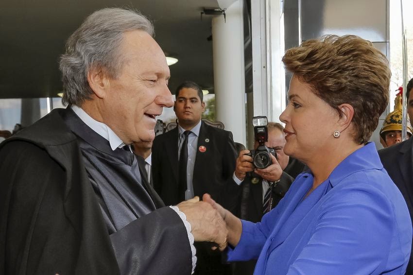 Com Dilma e Temer fora, Lewandowski assume a Presidência da República