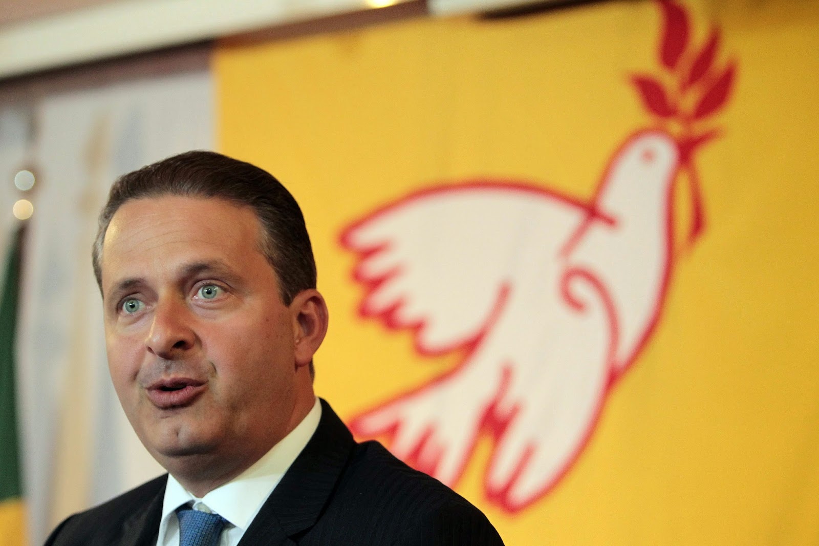 Segundo revista Eduardo Campos esta na lista do ex-diretor da Petrobras
