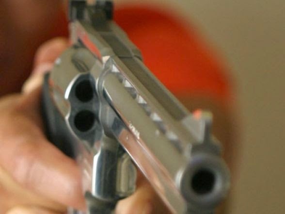 Em Dois Assaltos em Quixadá Bandidos Levam mais de  R$ 22 mil