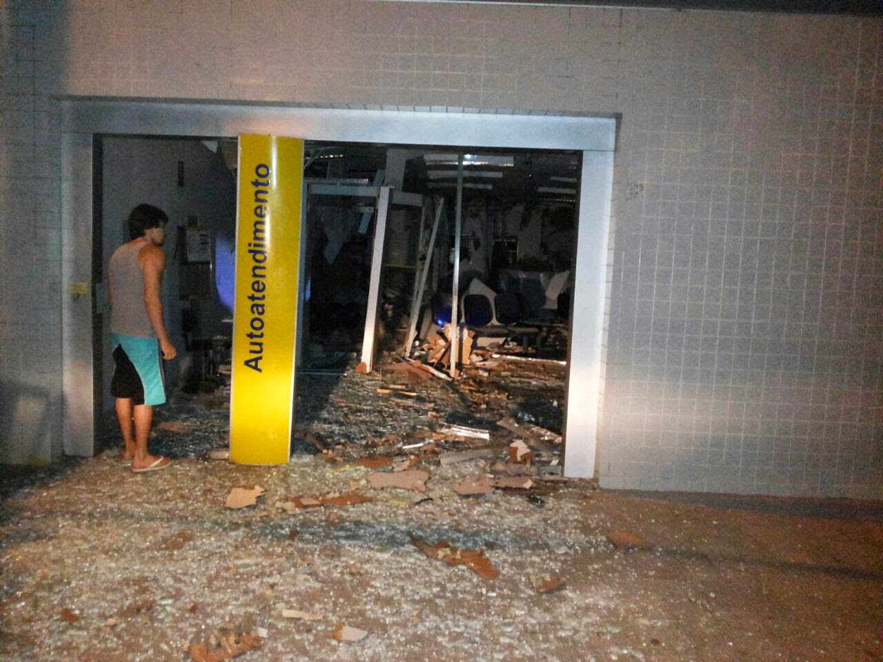 Quadrilha explode agência do Banco do Brasil em Ocara