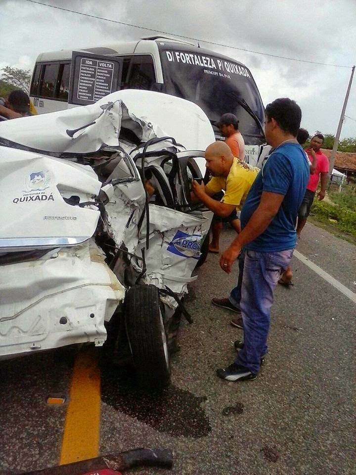 Um Morto e Três feridos em Acidente Envolvendo Três Veículos em Ibaretama