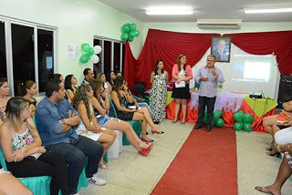 Prefeito Pedro Paraibano concede aumento salarial para os técnicos de enfermagem
