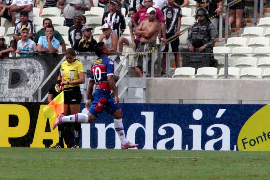 Fortaleza segura Ceará e é campeão