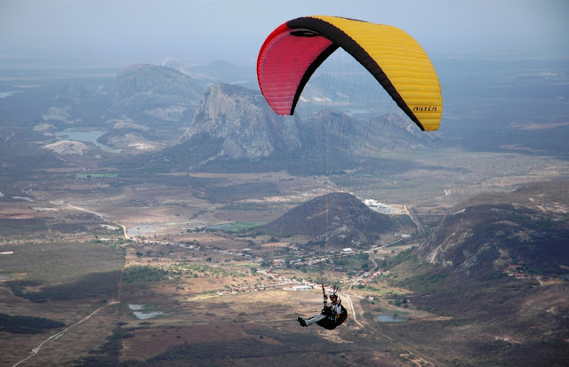 Voo Livre – Piloto Morre após salto em Quixadá