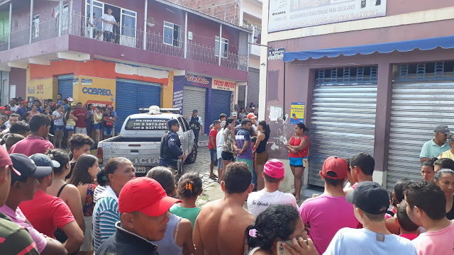 Empresário é assassinado em seu comércio  no Centro de Pedra Branca