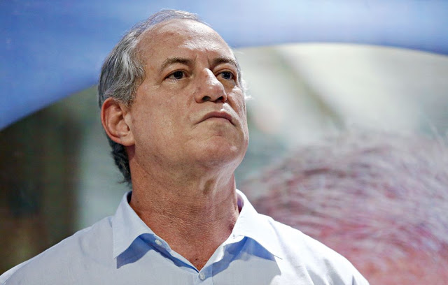 Ciro Gomes volta a atacar PT e acusa o partido de ser dirigido por “lado bandido”