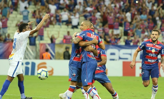 Fortaleza bate por 2 a 0 o Avaí na reestreia da Série A