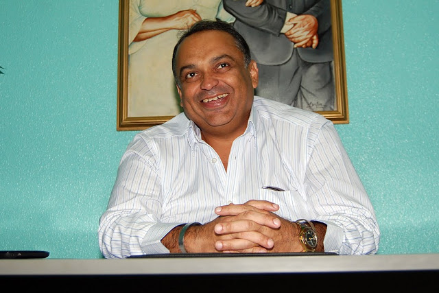 Rádio –  Joãozinho chuta o pau-da-barraca, desqualifica Junior e diz que grupo terá candidato a prefeito