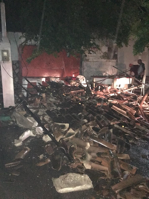 Teto de quiosque desaba em Arneiroz e deixa três pessoas feridas