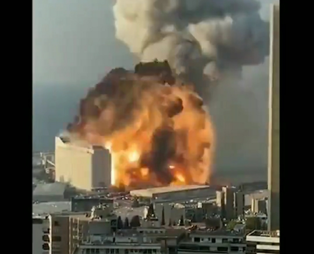 Número de mortos por explosão em Beirute sobe para mais de 50