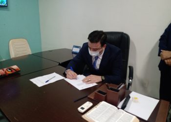Matheus suspende temporariamente contrato com  OS que administra hospital de Pedra Branca