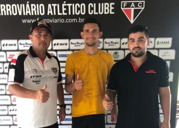 Atleta de Pedra Branca assina com o Ferroviário Atlético Clube