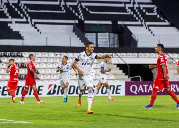 Fora de casa, Ceará vence o General Caballero/PAR na Copa Sul-Americana