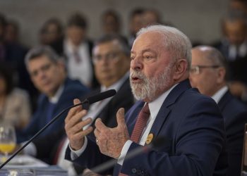 Lula: famílias e redes têm responsabilidade de manter escolas seguras