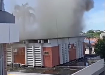 Incêndio atinge prefeitura  de Mombaça