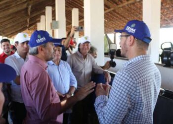 Governador Elmano de Freitas visita Centro de Treinamento da Ematerce em Quixeramobim-CE