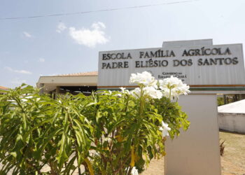 Melhor escola estadual de ensino médio é do Ceará e aposta nos ensinamentos do campo para uma melhor qualidade da educação