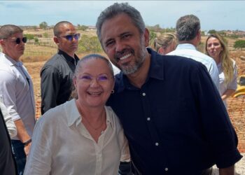 Prefeita Eleita Ivoneth Braga Acompanha Governador e Ministro da Casa Civil em Visita às Obras da Transnordestina no Ceará