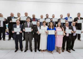 Eleitos em Tauá, São  Diplomados em Cerimônia  da Justiça Eleitoral
