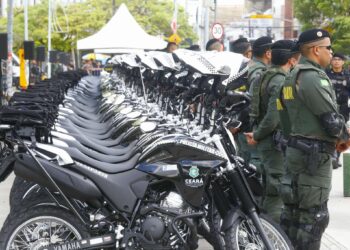 Polícia Militar do Ceará recebe 100 novas motocicletas para o POG e CPRaio