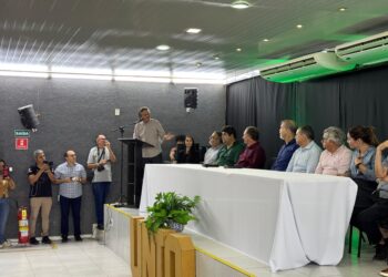 Prefeitos do Sertão Central se reúnem para debater o futuro da região com foco no Porto Seco de Quixeramobim