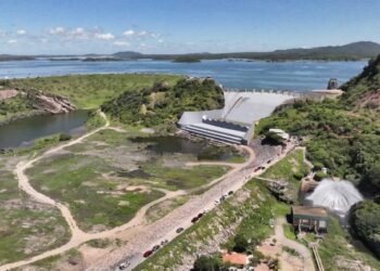 Após 14 anos, Açude Orós volta a sangrar e renova esperança no Centro-Sul do Ceará