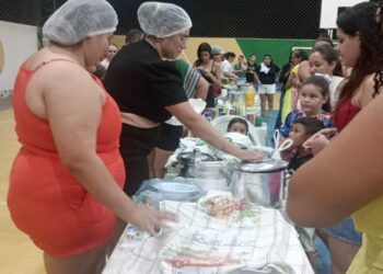 Tauá – 2ª Feira Livre da Comunidade de Bom Jesus movimenta economia da região