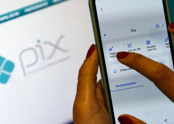 Pix apresenta instabilidade e usuários relatam falhas no sistema nesta segunda-feira
