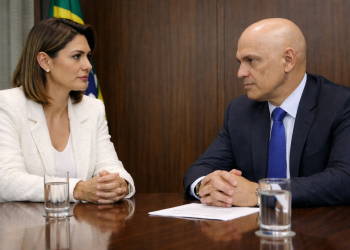 Michelle Bolsonaro pediu prisão domiciliar a Moraes antes de decisão que levou Bolsonaro para a Papudinha