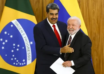 Lula critica ofensiva dos Estados Unidos na Venezuela e pede ação imediata da ONU