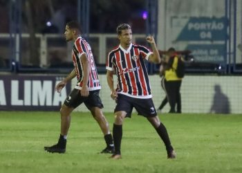 Campeonato Cearense Superbet 2026 começa com golaço, liderança do Ferroviário e rodada marcada por inovação na arbitragem