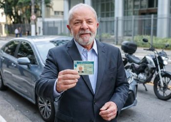 Renovação automática e gratuita da CNH já beneficia mais de 323 mil brasileiros, entre eles quase 12 mil cearenses