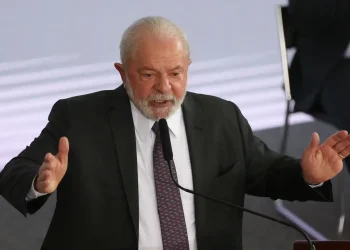 Um em cada três beneficiários do Bolsa Família não quer reeleição de Lula, aponta pesquisa
