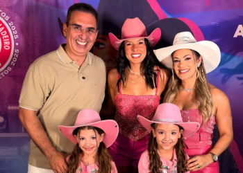 Ana Castela agita segunda noite do Carnaval Popular 2026 em Quixadá