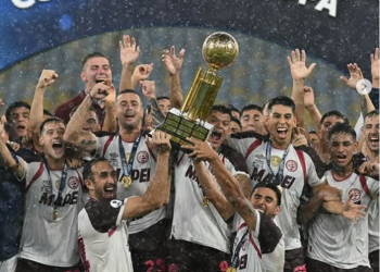 Lanús volta a vencer o Flamengo, desta vez no Maracanã, e se sagra campeão da Recopa Sul-Americana