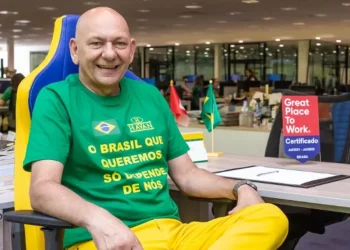 Veio da Havan: doação de R$ 1 milhão, além de edredons e travesseiros para vítimas das chuvas em MG
