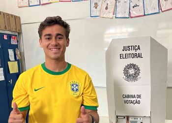 TRE-MG absolve Nikolas Ferreira por unanimidade em processo em que ele poderia perder o mandato