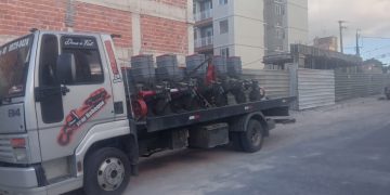 Ritmo Acelerado: Equipamentos Agrícolas Seguem Chegando à Serra de Santa Rita Após Ajustes no Envio