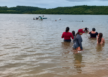 URGENTE: Adolescente desaparece após queda de jet ski no Açude Serafim Dias, em Mombaça