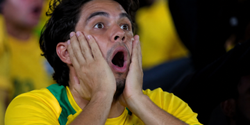 Atenção empreendedores e divulgadores!  FIFA endurece regras e pode punir por uso indevido de conteúdos da Copa do Mundo.