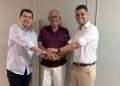 Pedra Branca – Mauro Filho garante R$ 620 mil e entrega dia 17, um trator e implementos a 19 associações de Santa Rita em Fortaleza