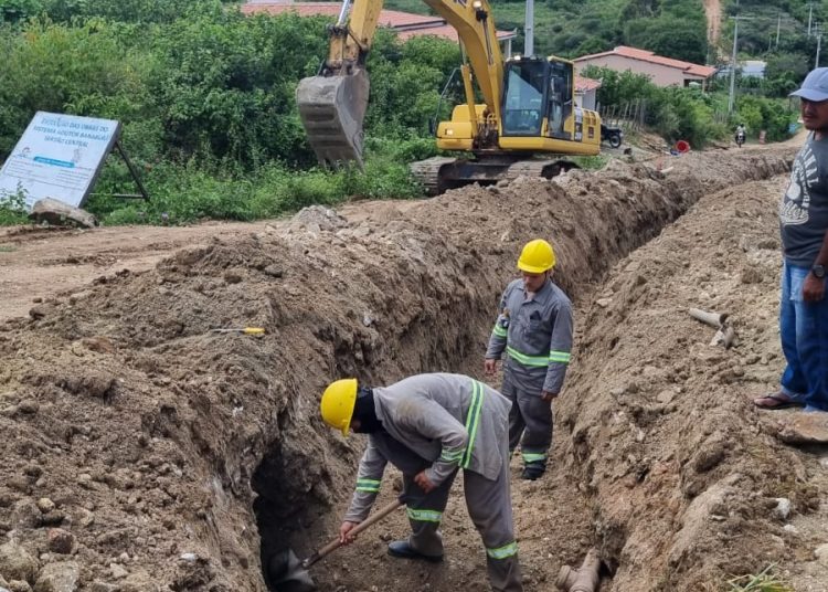 Obras do Malha D’Água avançam em ritmo acelerado e chegam à divisa de Pedra Branca com Mombaça