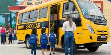 Vistoria do Detran-CE aprova frota e condutores do transporte escolar de Pedra Branca; segunda etapa ocorre nesta sexta (15)