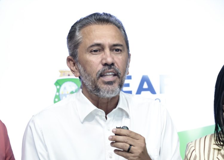 Valorização do Magistério: Governo do Ceará anuncia promoção para mais de 7,3 mil professores estaduais