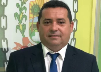 Hexacampeão: Régis Carneiro é eleito entre os melhores prefeitos do Ceará pela sexta vez consecutiva